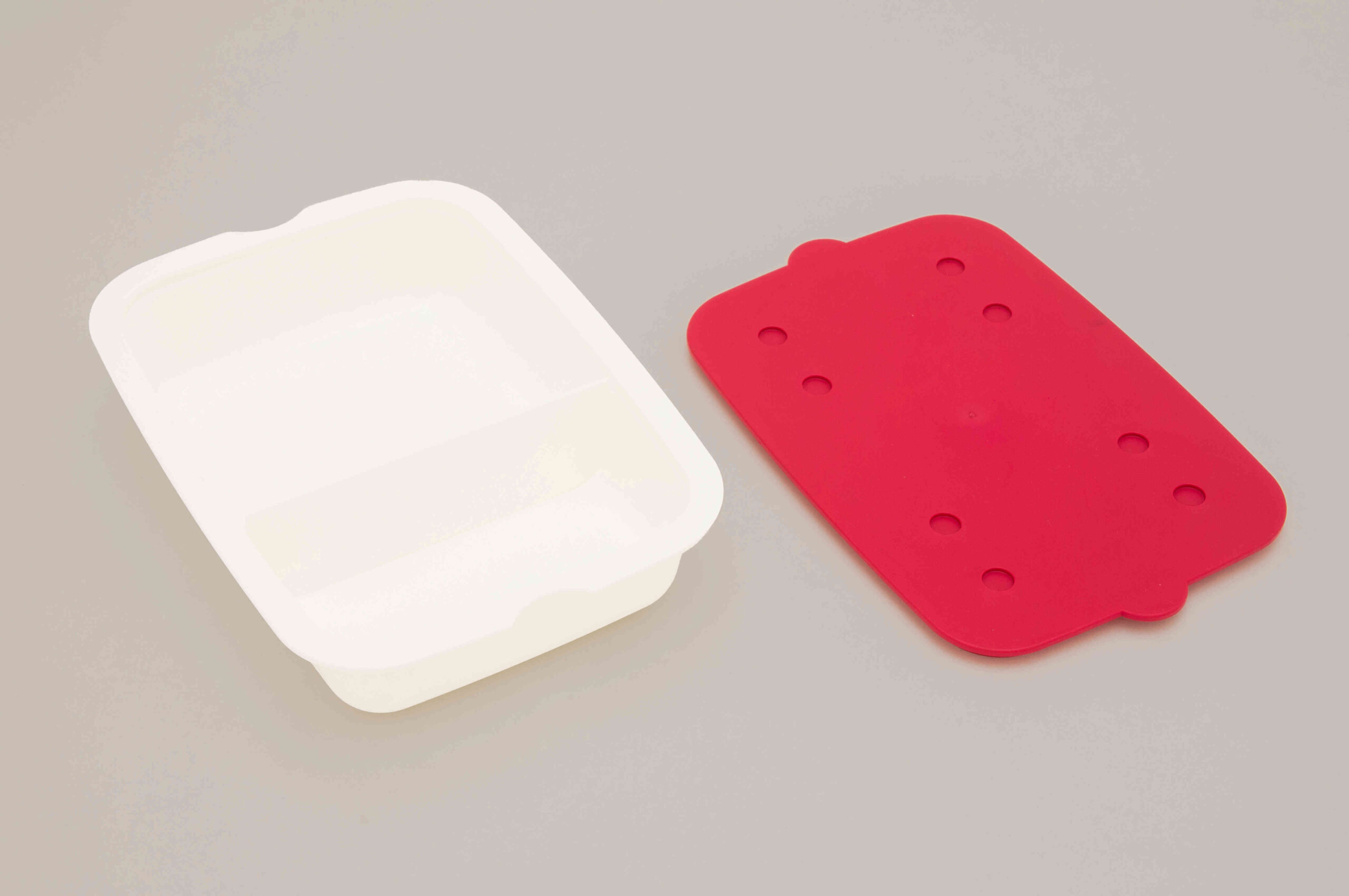 salaplast_patented_reusable_food_storage_system_for_industrial_use_2
